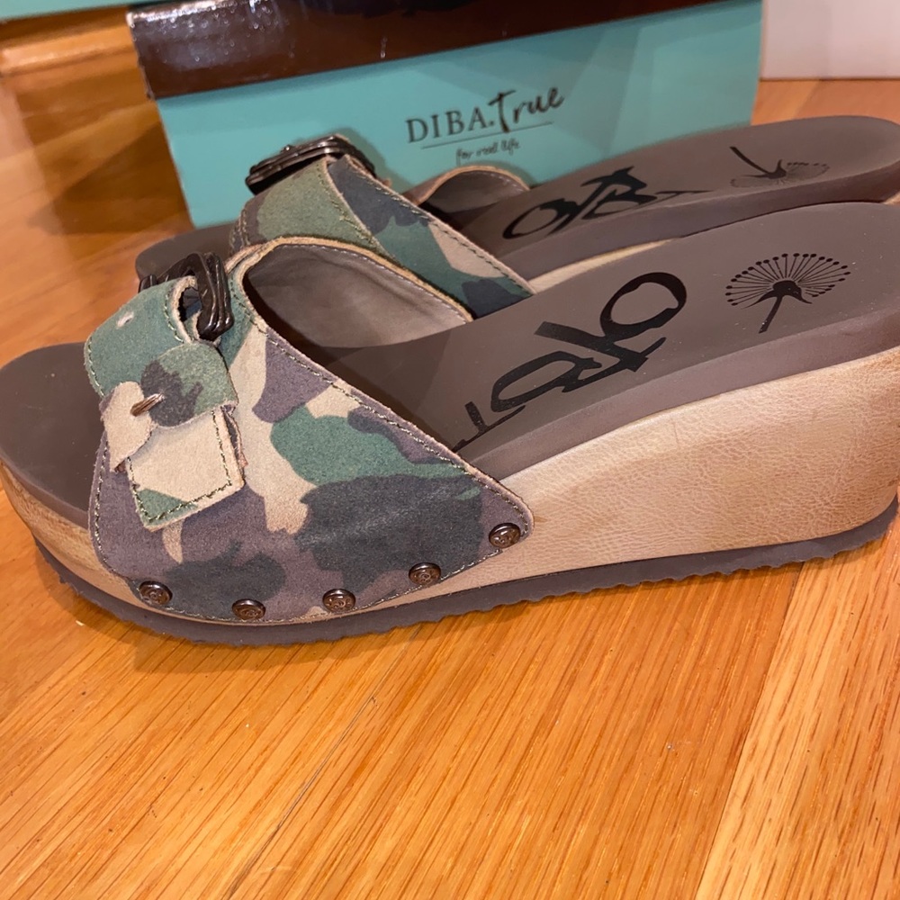 Flats - Picture 4 of 4